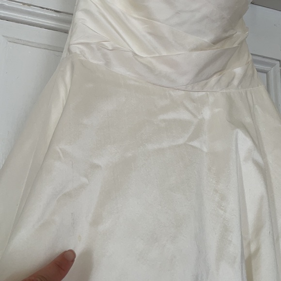 👰‍♀️ Justin Alexander Strapless Wedding Dress 👰🏽 - Picture 3 of 10